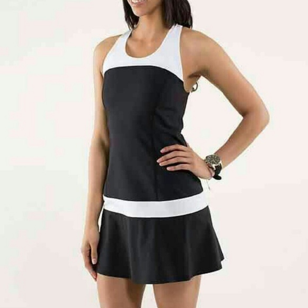LuluLemon Tennis dress - black and white